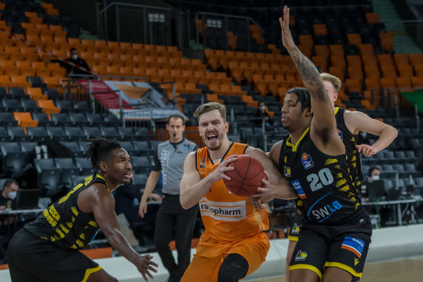 是不落俗套 是不落俗套