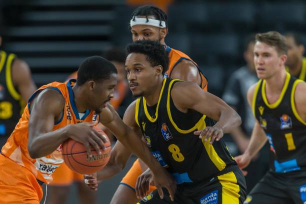 攻守平衡 攻守平衡