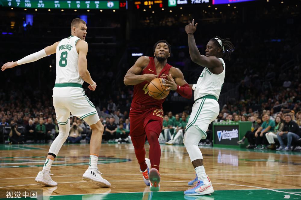 与此同时 与此同时